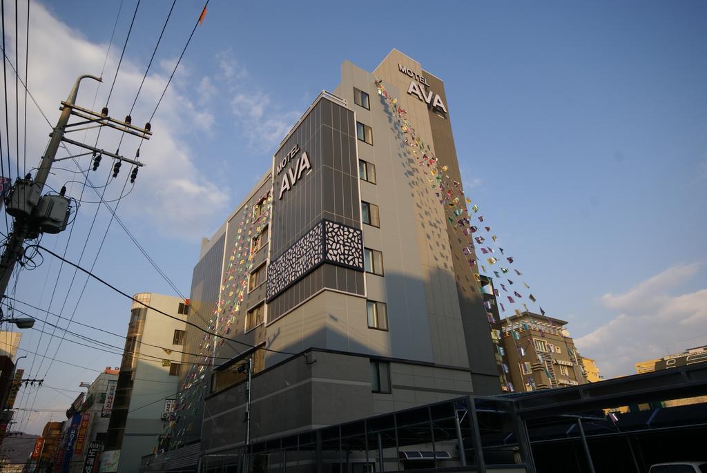 Ava Hotel Changwon Esterno foto