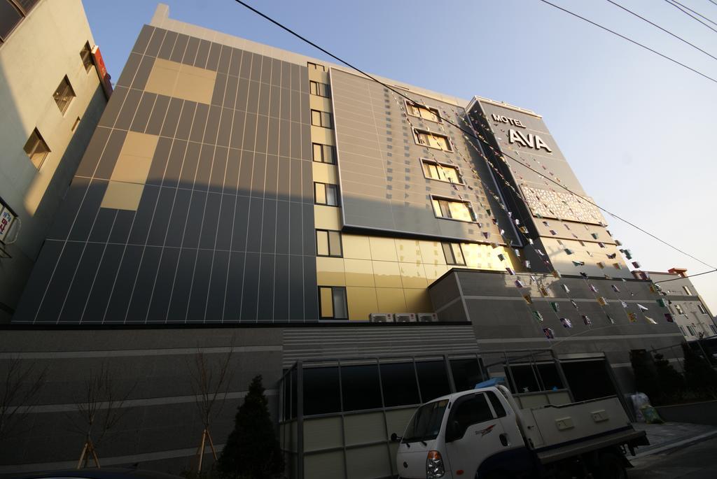Ava Hotel Changwon Esterno foto